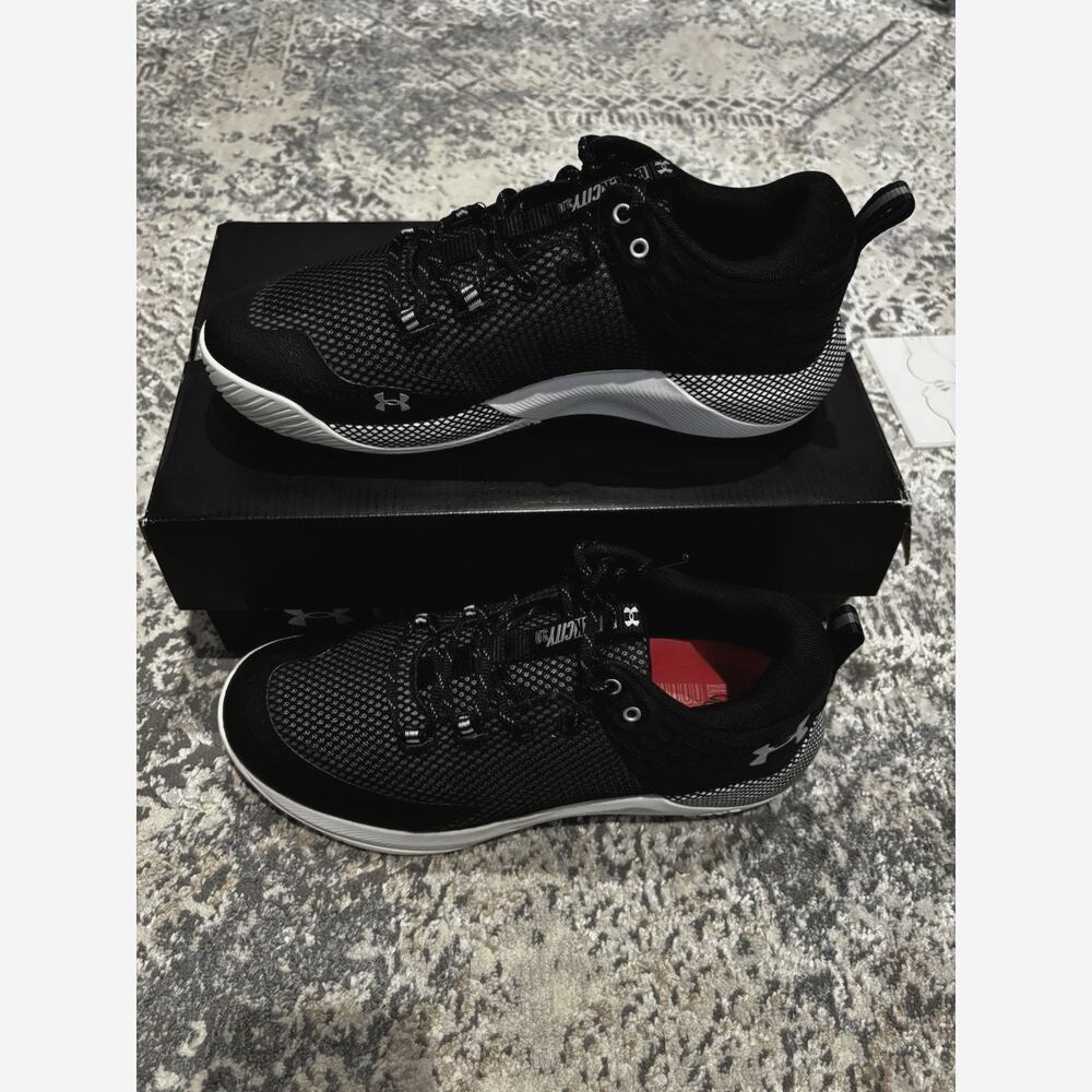 Under Armour UA HOVR Block City Women's Size 11.5 3023709 Black